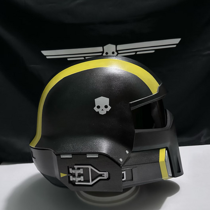 Taktischer Helm