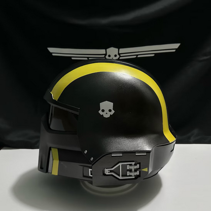 Taktischer Helm